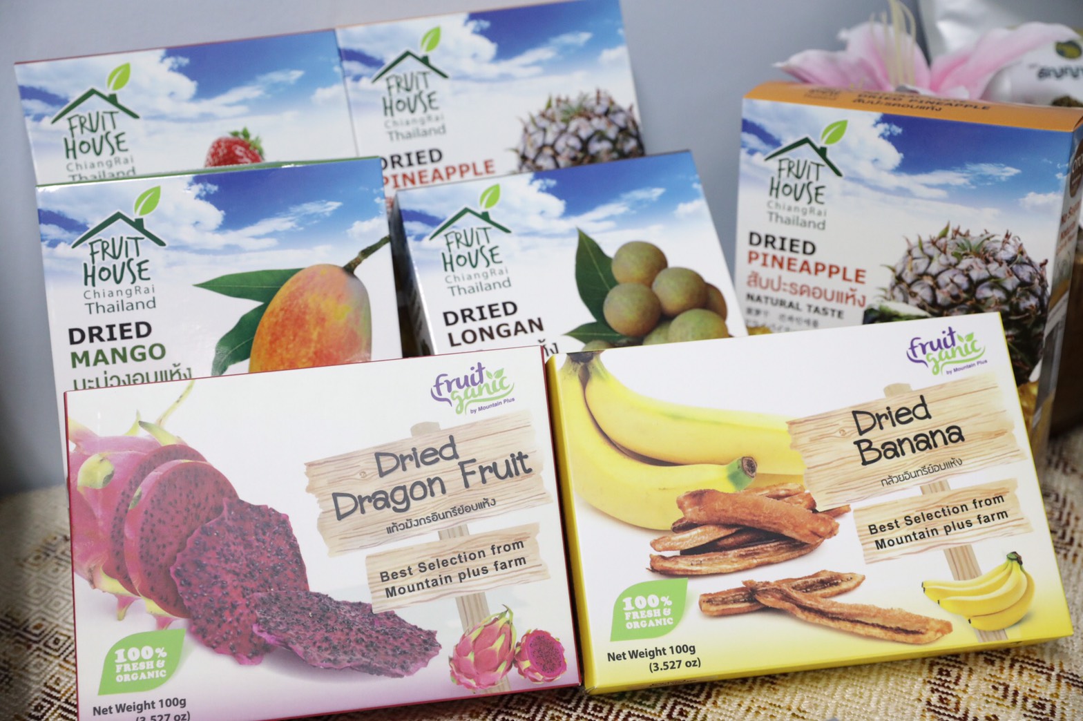 อธิบดีพช.ผนึกกำลังกับ “Lazada” เชิญชวนผู้ผลิต ผู้ประกอบการ OTOP จำหน่ายสินค้าบนแพลตฟอร์ม พร้อมยกระดับการช้อปปิ้งผ่านออนไลน์ สร้างรายได้ สู้วิกฤตโควิด-19