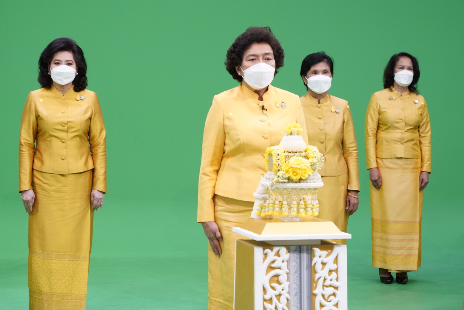 ประธานสภาสตรีแห่งชาติฯ และประธานชมรมแม่บ้าน พช. นำคณะกรรมการสภาสตรีแห่งชาติฯ และผู้แทนองค์กรสมาชิก บันทึกเทปถวายพระพรเนื่องในวันเฉลิมพระชนมพรรษา “พระบาทสมเด็จพระวชิรเกล้าเจ้าอยู่หัว” ณ สถานีวิทยุโทรทัศน์ ช่อง ๗ HD