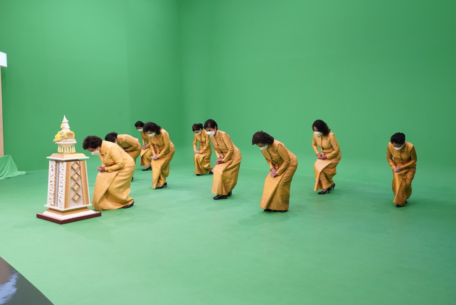 ประธานสภาสตรีแห่งชาติฯ และประธานชมรมแม่บ้าน พช. นำคณะกรรมการสภาสตรีแห่งชาติฯ และผู้แทนองค์กรสมาชิก บันทึกเทปถวายพระพรเนื่องในวันเฉลิมพระชนมพรรษา “พระบาทสมเด็จพระวชิรเกล้าเจ้าอยู่หัว” ณ สถานีวิทยุโทรทัศน์ ช่อง ๗ HD