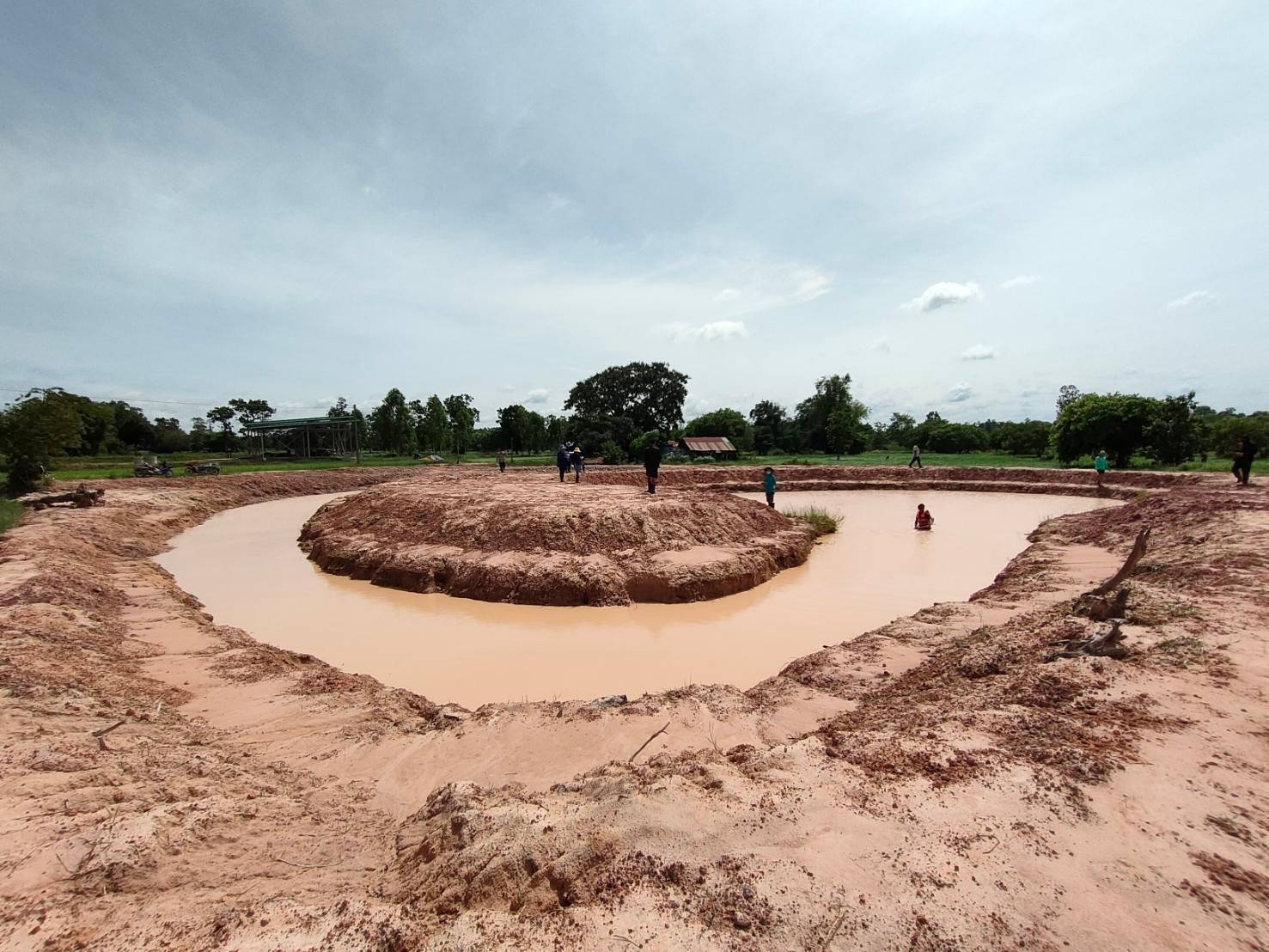 อธิบดี พช. กำชับทุกจังหวัด เร่งรัดการจัดซื้อจัดจ้างโครงการ “โคก หนอง นา โมเดล” ย้ำต้องโปร่งใส ตรวจสอบได้ เพื่อให้เกิดประสิทธิภาพ และประโยชน์สูงสุดต่อพี่น้องประชาชน