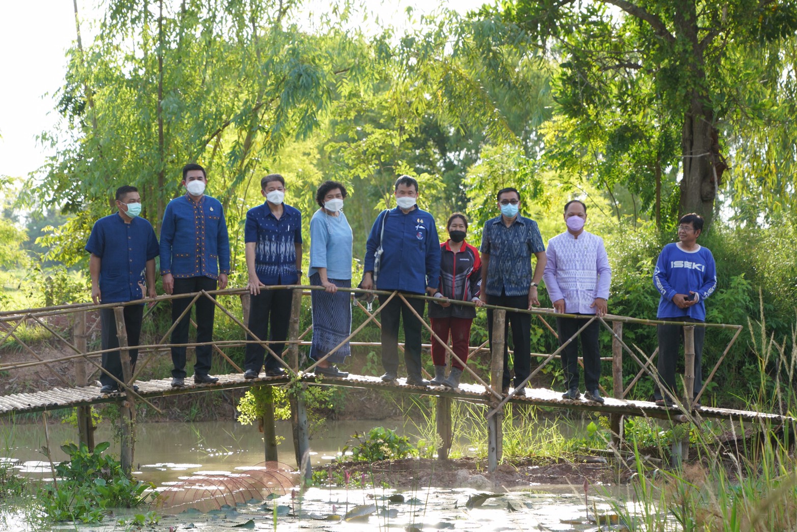 อธิบดี พช. พร้อมด้วยประธานสภาสตรีแห่งชาติฯ ลงพื้นที่ฟังเสียงประชาชน ย้ำโคก หนอง นา คือ หนทางสู่ความยั่งยืน