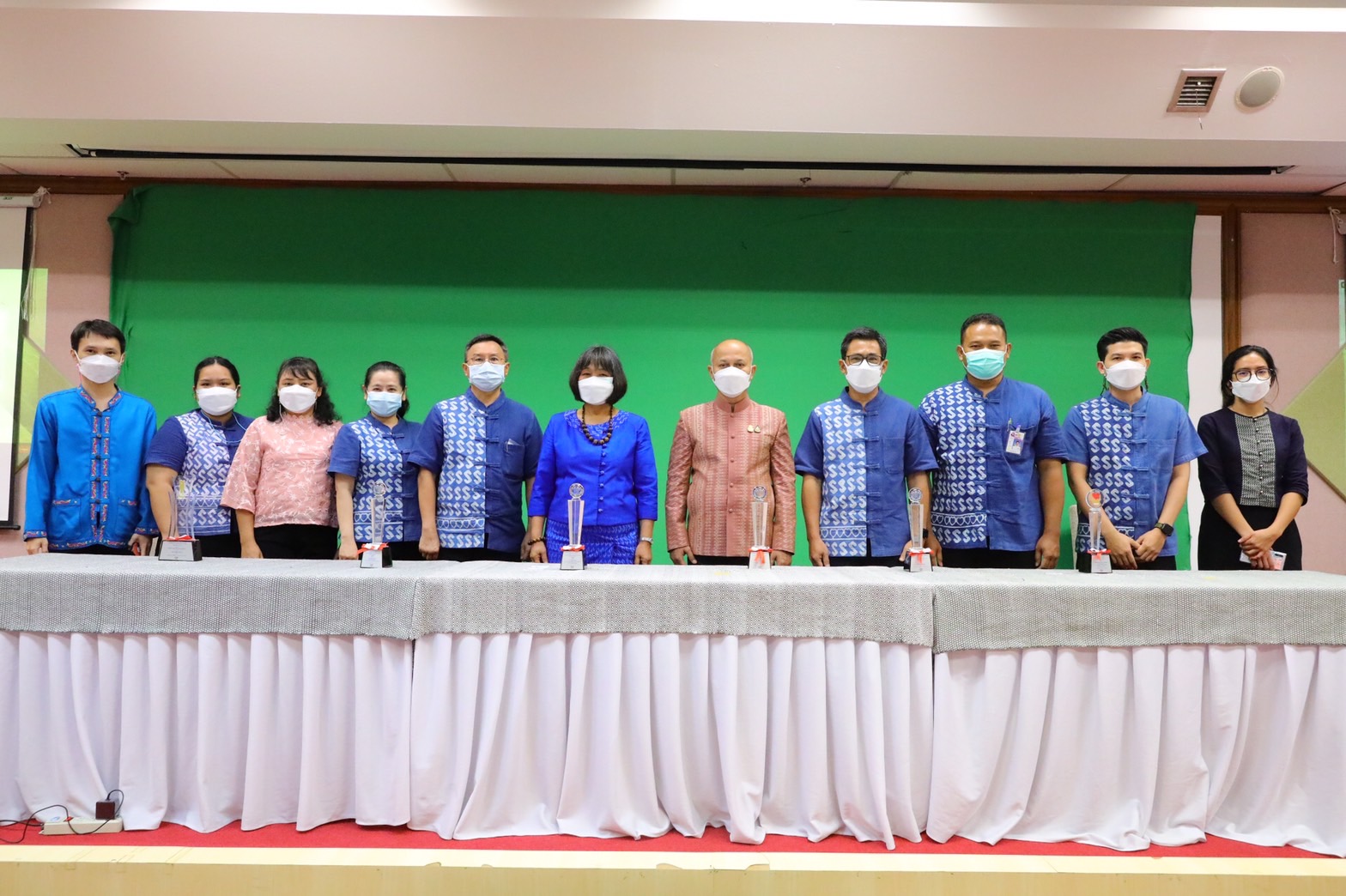 พช. สุดปลื้ม หนึ่งเดียวของมหาดไทย  คว้า 6 รางวัลเลิศรัฐ ปี 64 เป็น 1 ใน 4 ของประเทศ หน่วยงานที่กวาด PMQA ครบทุกรายหมวด