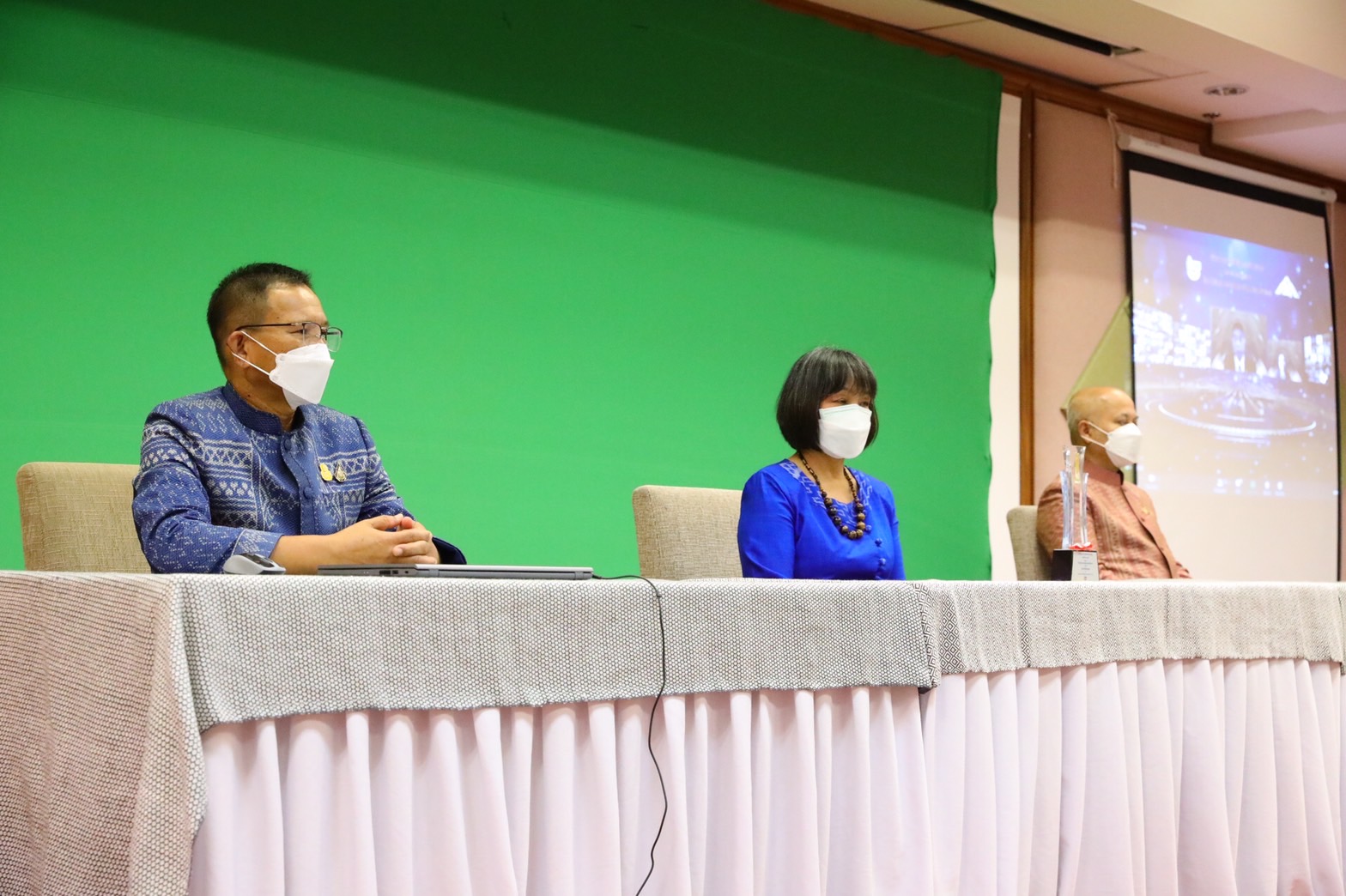 พช. สุดปลื้ม หนึ่งเดียวของมหาดไทย  คว้า 6 รางวัลเลิศรัฐ ปี 64 เป็น 1 ใน 4 ของประเทศ หน่วยงานที่กวาด PMQA ครบทุกรายหมวด