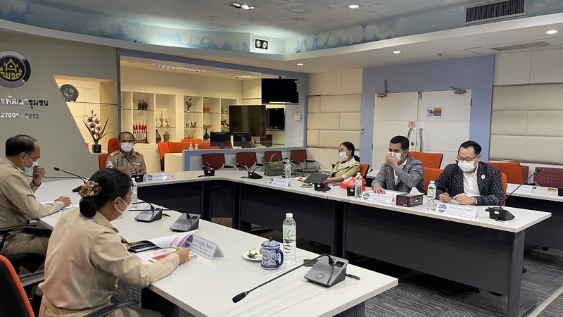 ปลัด มท. ประชุมติดตามกิจกรรมการส่งเสริมภูมิปัญญาผ้าไทย เตรียมพร้อมการประกวดผ้าลายพระราชทานระดับประเทศ วันที่ 30-31 ตุลาคม นี้