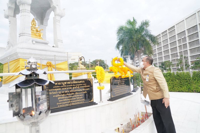 อธิบดี พช. อัญเชิญ “พระพุทธพัฒนปชานาถ” ประดิษฐานประจำกรมการพัฒนาชุมชน เพื่อความเป็นสิริมงคลแก่ชาวพัฒนาชุนชน
