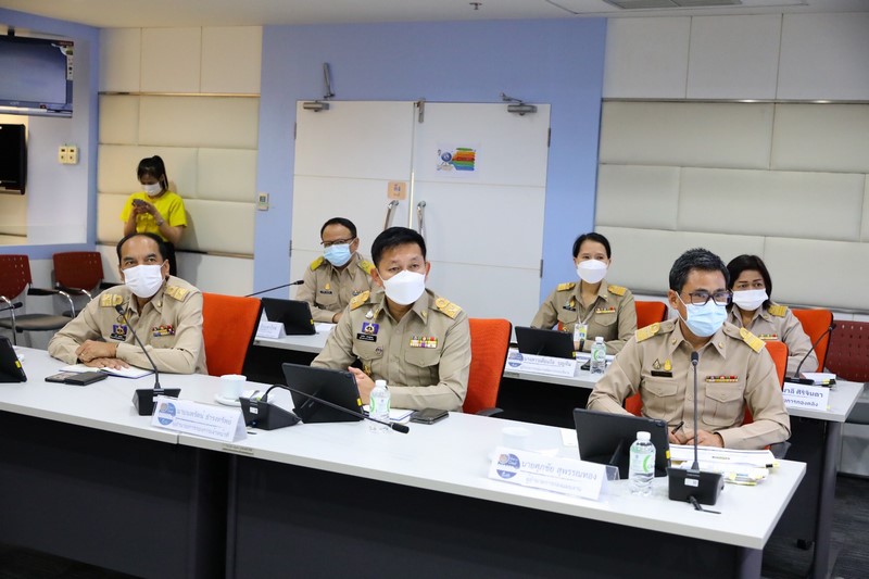 อธิบดี พช. เป็นประธานการประชุมกรมการพัฒนาชุมชนสัญจร ครั้งที่ 1/2565 ติดตามความก้าวหน้าการขับเคลื่อนงานพัฒนาชุมชน ณ ศูนย์ศึกษาและพัฒนาชุมชนชลบุรี จังหวัดชลบุรี