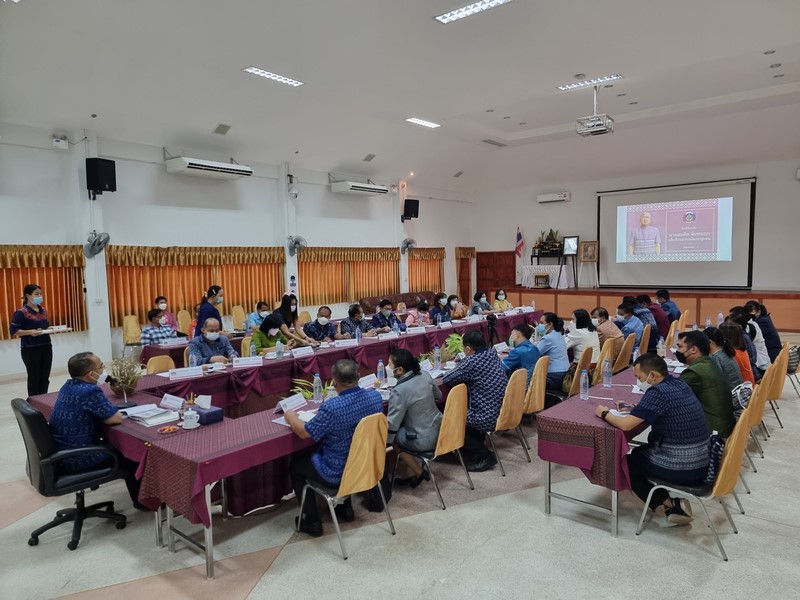 อธิบดีกรมการพัฒนาชุมชน ลงพื้นที่ตรวจเยี่ยม ให้กำลังใจข้าราชการจังหวัดอุดรธานี มอบนโยบายการขับเคลื่อนงานยุทธศาสตร์กรมการพัฒนาชุม