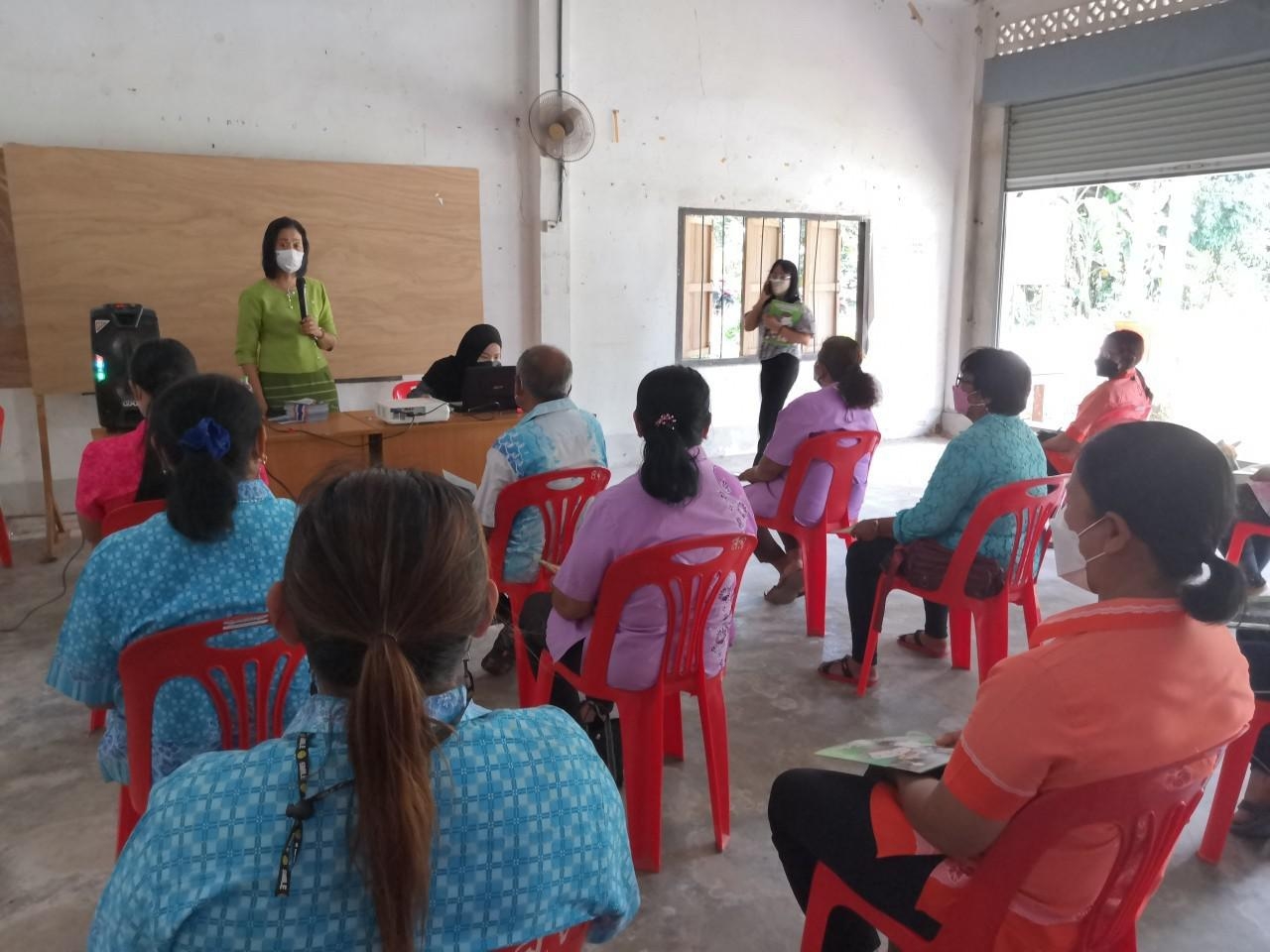 การเสริมสร้างความรู้ความเข้าใจการจัดเก็บข้อมูล จปฐ. ด้วยเครื่องมืออิเล็กทรอนิกส์แก่อาสาสมัครจัดเก็บข้อมูล