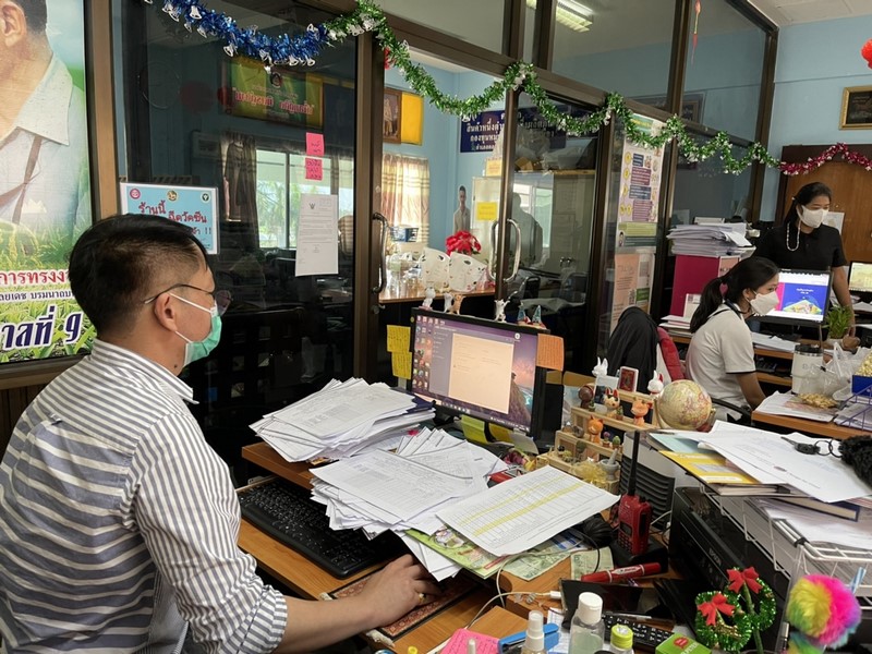 ศูนย์สารสนเทศฯ ติดตามการดำเนินงานโครงการที่เกี่ยวข้องกับระบบเครือข่ายและความมั่นคงปลอดภัยด้านเทคโนโลยีสารสนเทศ ปีงบประมาณ พ.ศ.2565 ณ สำนักงานพัฒนาชุมชนจังหวัดและอำเภอในพื้นที่จังหวัดฉะเชิงเทรา