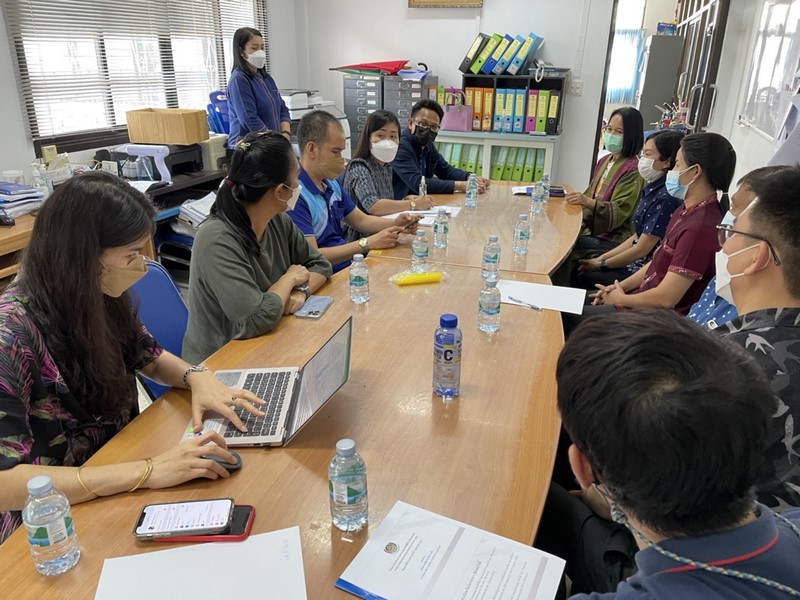 ศูนย์สารสนเทศฯ ติดตามการดำเนินงานโครงการที่เกี่ยวข้องกับระบบเครือข่ายและความมั่นคงปลอดภัยด้านเทคโนโลยีสารสนเทศ ปีงบประมาณ พ.ศ.2565 ณ สำนักงานพัฒนาชุมชนจังหวัดและอำเภอในพื้นที่จังหวัดฉะเชิงเทรา