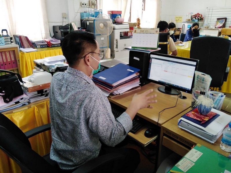 ศูนย์สารสนเทศฯ ติดตามการดำเนินงานโครงการที่เกี่ยวข้องกับระบบเครือข่ายและความมั่นคงปลอดภัยด้านเทคโนโลยีสารสนเทศ ปีงบประมาณ พ.ศ.2565 สำหรับสำนักงานพัฒนาชุมชนจังหวัดและอำเภอในพื้นที่จังหวัดจันทบุรี