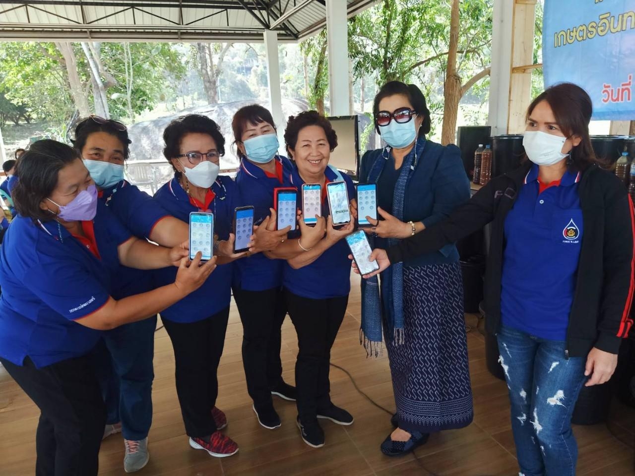 การประชาสัมพันธ์และขับเคลื่อนกิจกรรมส่งเสริมการใช้บริการ Click ชุมชน