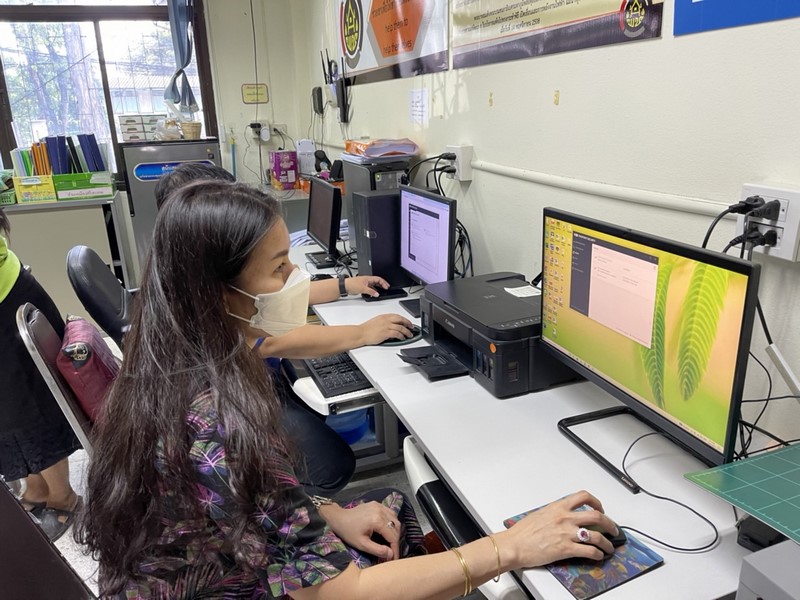 ศูนย์สารสนเทศฯ ติดตามการดำเนินงานโครงการที่เกี่ยวข้องกับระบบเครือข่ายและความมั่นคงปลอดภัยด้านเทคโนโลยีสารสนเทศ ปีงบประมาณ พ.ศ.2565 พื้นที่จังหวัดศรีสะเกษ