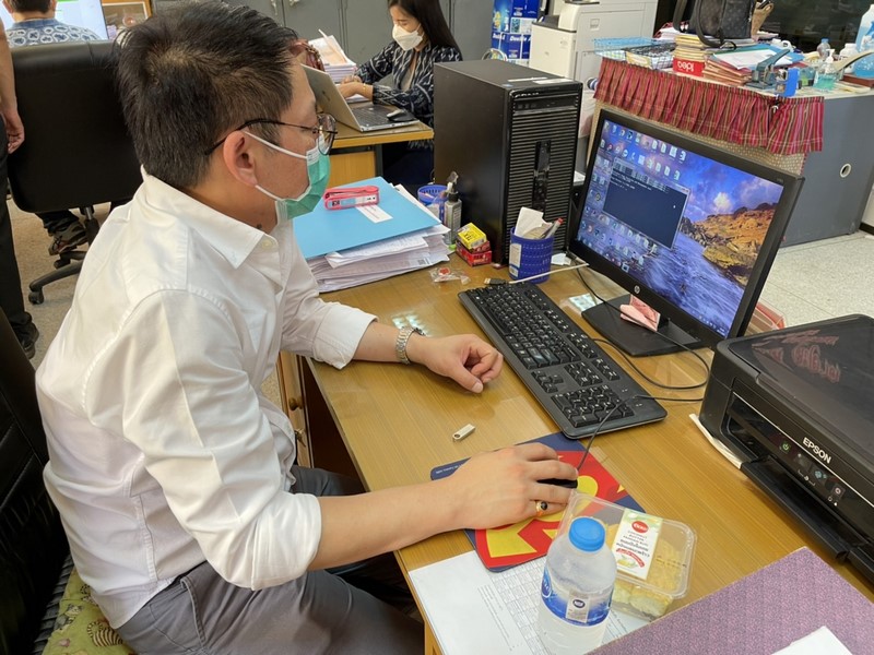 ศูนย์สารสนเทศฯ ติดตามการดำเนินงานโครงการที่เกี่ยวข้องกับระบบเครือข่ายและความมั่นคงปลอดภัยด้านเทคโนโลยีสารสนเทศ ปีงบประมาณ พ.ศ.2565 พื้นที่จังหวัดศรีสะเกษ