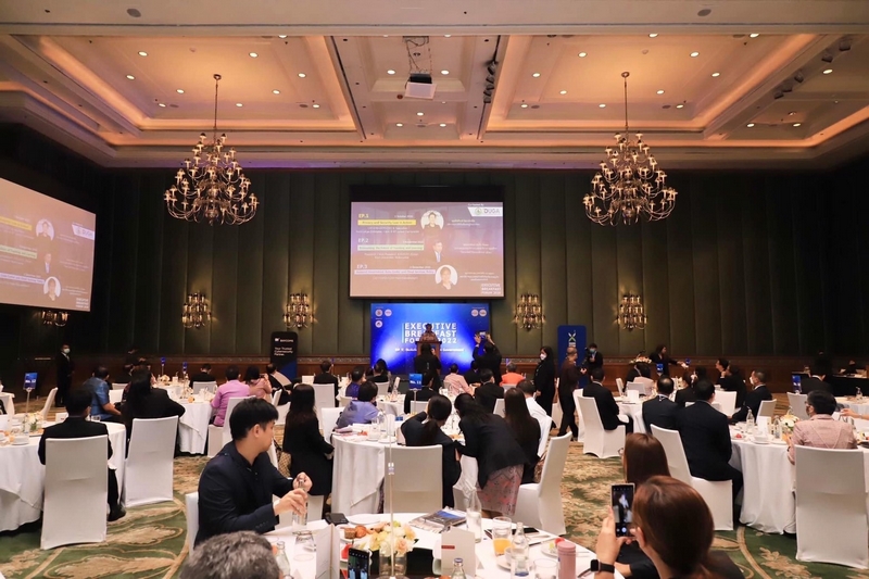 ศูนย์สารสนเทศฯ ร่วมรับฟังปฐกถาพิเศษในหัวข้อ Executive Keynote: From Information to Actionable Intelligence: Adapting Government to Data Analytic “ยุคการบริหารราชการแผ่นดิน และการบริการประชาชนจากภาครัฐ” ในงาน Executive Breakfast Forum 2022