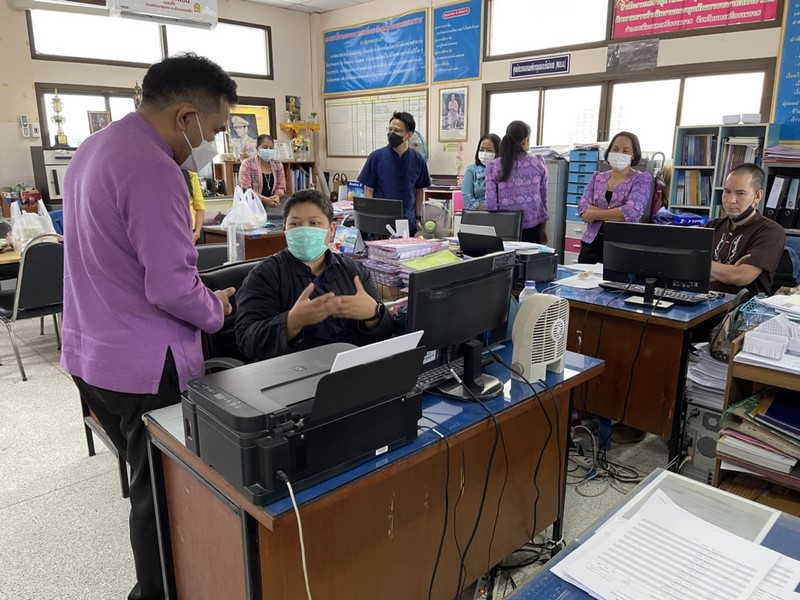 ผู้อำนวยการศูนย์สารสนเทศฯ ตรวจติดตามการดำเนินงานโครงการที่เกี่ยวข้องกับระบบเครือข่ายและความมั่นคงปลอดภัยด้านเทคโนโลยีสารสนเทศ ปีงบประมาณ พ.ศ.2565 พื้นที่จังหวัดนครศรีธรรมราช วันที่ 2