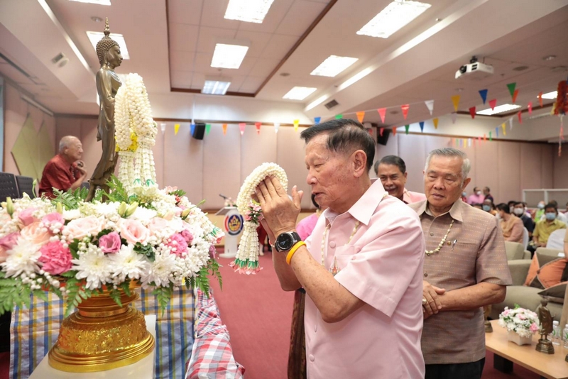 อธิบดี พช. ร่วมสืบสานประเพณีและวัฒนธรรมไทย สืบสานสงกรานต์ตำนาน พช. เนื่องในเทศกาลสงกรานต์ 2566