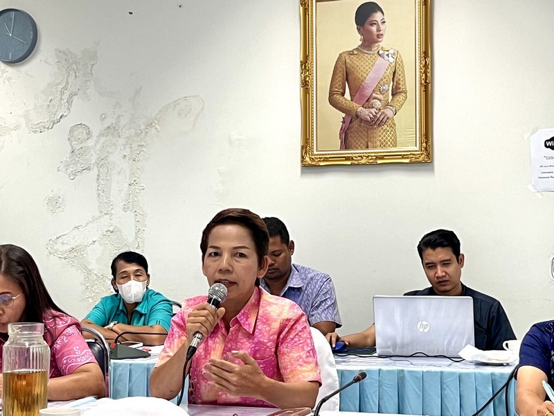 ศูนย์สารสนเทศเพื่อการพัฒนาชุมชน สนับสนุนการดำเนินโครงการบริหารการจัดเก็บและใช้ประโยชน์ข้อมูลความจำเป็นพื้นฐาน (จปฐ.) ประจำปีงบประมาณ 2566 ณ จังหวัดสุราษฎร์ธานี