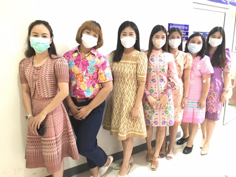ศสท. ร่วมใจรดน้ำขอพร “สืบสานสงกรานต์ ตำนาน พช. Happiness Family” ประจำปี 2566