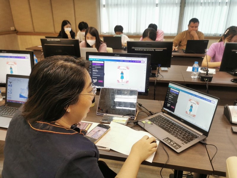 ศูนย์สารสนเทศฯ สนับสนุนบุคลากรเข้าร่วมการประชุมหารือแนวทางการนำเสนอข้อมูลที่มีประสิทธิภาพของสำนักนโยบายและแผน สำนักงานปลัดกระทรวงมหาดไทย