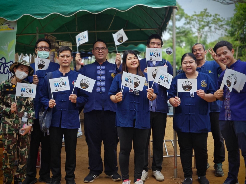 พช. ขับเคลื่อนเขตพัฒนาเศรษฐกิจพอเพียง (SEDZ) ด้วยโมเดลเศรษฐกิจใหม่ควบคู่การจัดงานวันดินโลก ปี 2565 (World Soil Day 2022) ณ วัดพุทธอุทธยานดอยอินทรีย์ และการพัฒนาคุณภาพชีวิตอย่างยั่งยืน กลุ่มผู้สูงอายุ เด็ก เยาวชน และภาคีเครือข่าย ณ วัดหัวฝาย จังหวัดเชียงราย