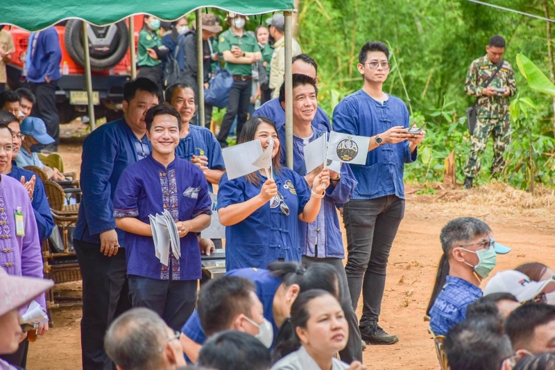 พช. ขับเคลื่อนเขตพัฒนาเศรษฐกิจพอเพียง (SEDZ) ด้วยโมเดลเศรษฐกิจใหม่ควบคู่การจัดงานวันดินโลก ปี 2565 (World Soil Day 2022) ณ วัดพุทธอุทธยานดอยอินทรีย์ และการพัฒนาคุณภาพชีวิตอย่างยั่งยืน กลุ่มผู้สูงอายุ เด็ก เยาวชน และภาคีเครือข่าย ณ วัดหัวฝาย จังหวัดเชียงราย