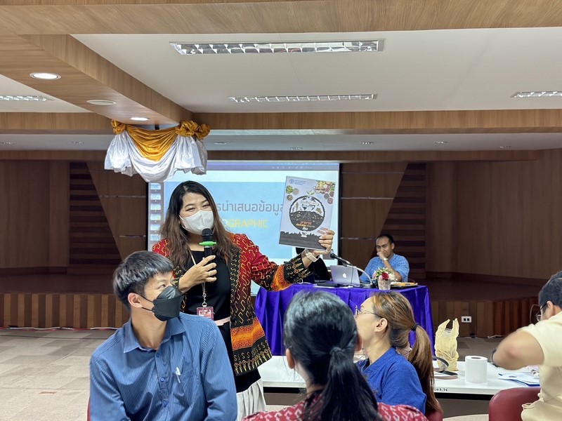 กรมการพัฒนาชุมชน ร่วมให้ความรู้ในกิจกรรม ของกระทรวงมหาดไทยโค้ชชิ่งกระบวนการสร้างสรรค์งานเพื่อ “สื่อสารสังคม” ให้กับข้าราชการใหม่ มุ่งเสริมเติมเต็มเครื่องมือการผลิตและเผยแพร่ประชาสัมพันธ์ เพื่อเพิ่มประสิทธิภาพการทำงานด้านการสร้างการรับรู้ความเข้าใจกับประชาชนก่อนลงไปปฏิบัติราชการ ณ สำนักงานจังหวัดทั่วประเทศ
