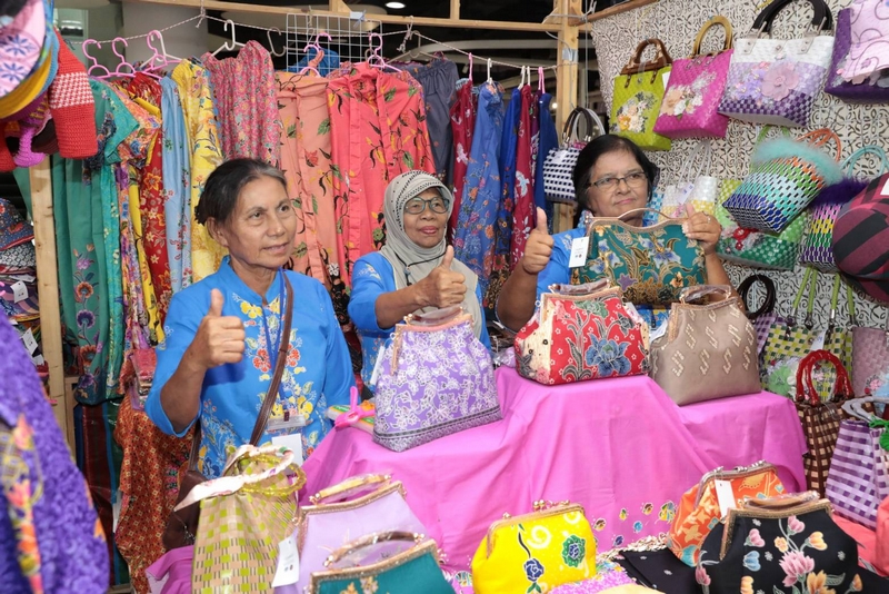 พช. ชวนช้อป OTOP ประเภทผ้า และเครื่องแต่งกาย 27-31 ก.ค. 66 ที่เซ็นทรัลแจ้งวัฒนะ