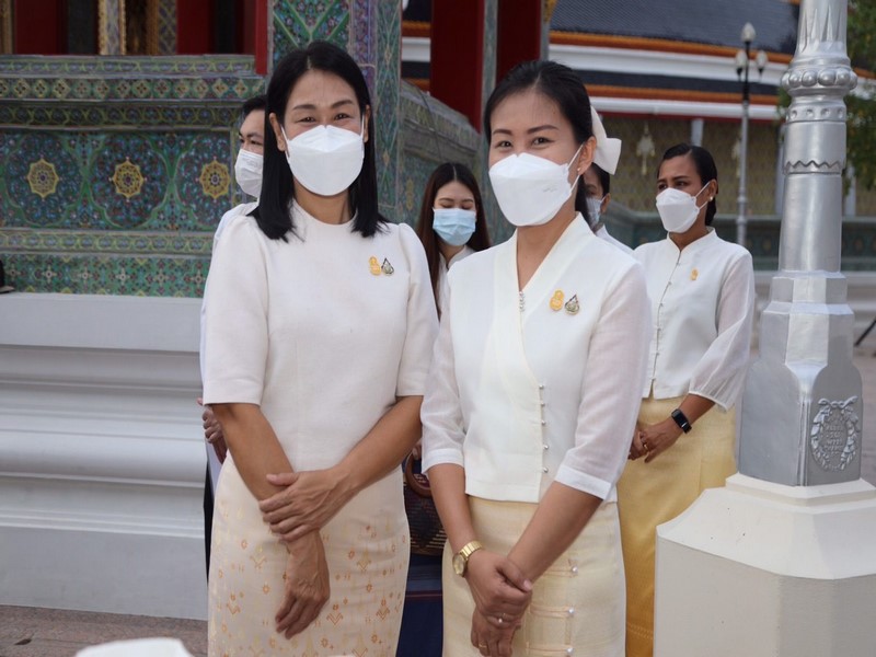 ศูนย์สารสนเทศเพื่อการพัฒนาชุมชน ร่วมทำบุญตักบาตร เนื่องในวันอาสาฬหบูชา ประจำปี 2566