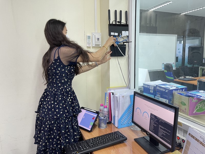 ศูนย์สารสนเทศฯ ตรวจติดตามการดำเนินงานโครงการที่เกี่ยวข้องกับระบบเครือข่ายและความมั่นคงปลอดภัยด้านเทคโนโลยีสารสนเทศ ประจำปีงบประมาณ พ.ศ.2566 ณ จังหวัดอ่างทอง