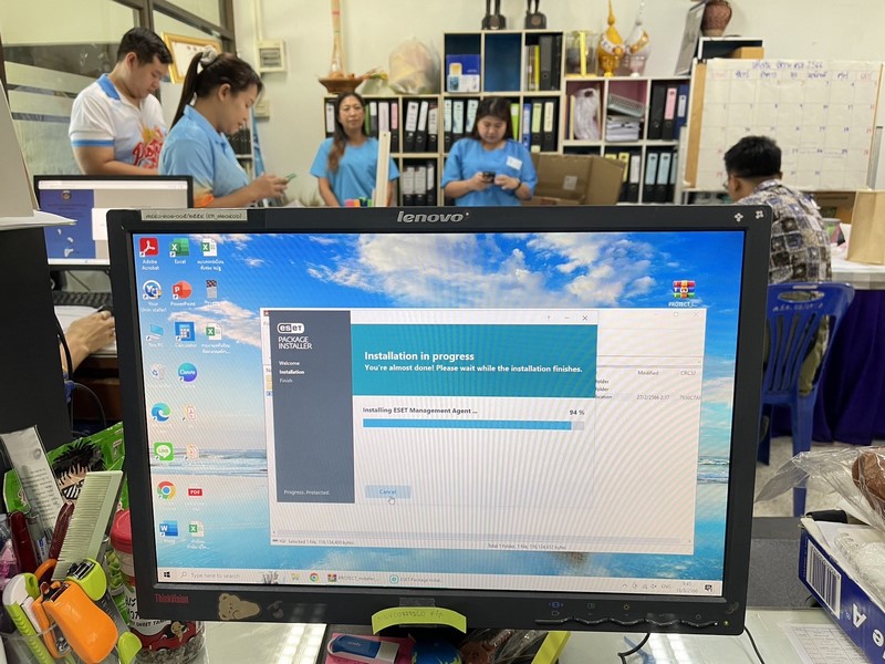 ศูนย์สารสนเทศฯ ตรวจติดตามการดำเนินงานโครงการที่เกี่ยวข้องกับระบบเครือข่ายและความมั่นคงปลอดภัยด้านเทคโนโลยีสารสนเทศ ประจำปีงบประมาณ พ.ศ.2566 ณ จังหวัดอ่างทอง