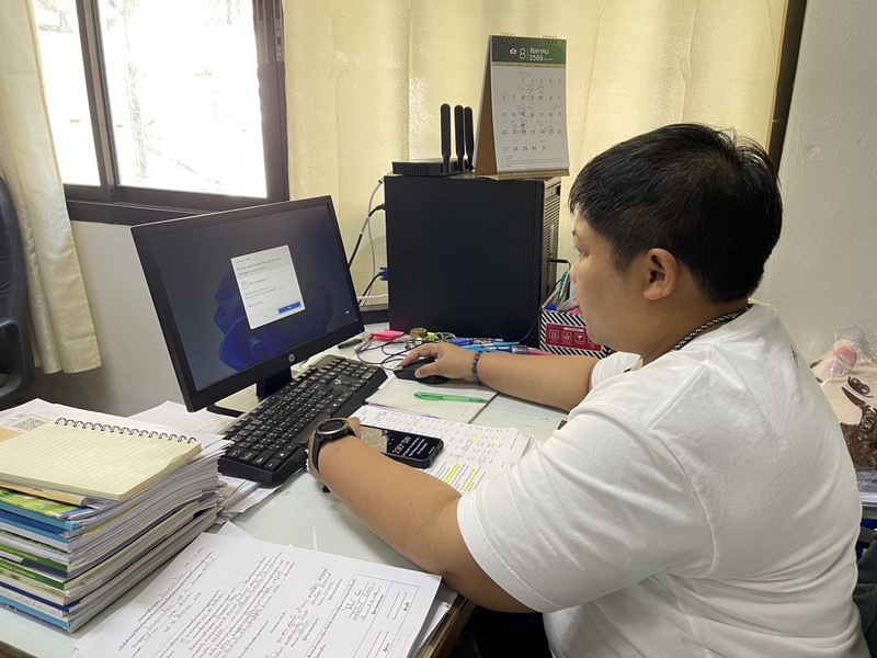 ศูนย์สารสนเทศฯ ตรวจติดตามการดำเนินงานโครงการที่เกี่ยวข้องกับระบบเครือข่ายและความมั่นคงปลอดภัยด้านเทคโนโลยีสารสนเทศ ประจำปีงบประมาณ พ.ศ.2566 ณ จังหวัดอ่างทอง
