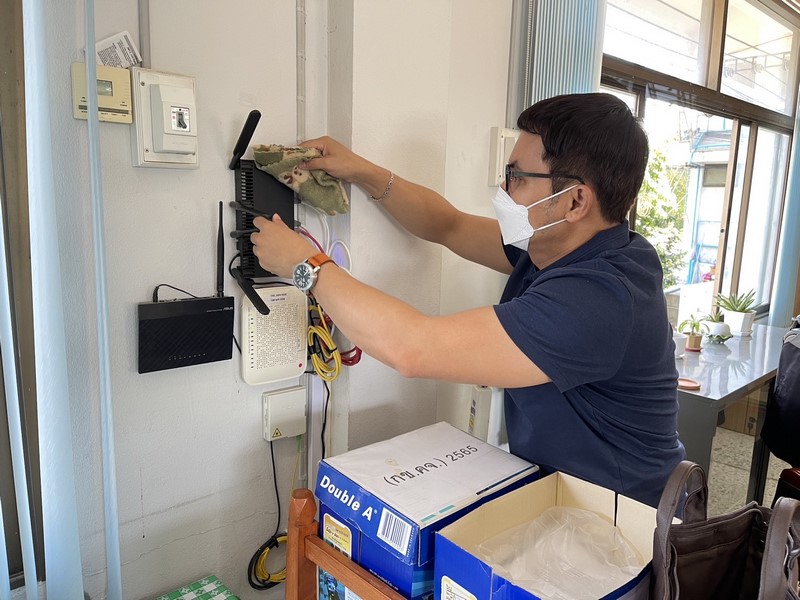 ศูนย์สารสนเทศฯ ตรวจติดตามการดำเนินงานโครงการที่เกี่ยวข้องกับระบบเครือข่ายและความมั่นคงปลอดภัยด้านเทคโนโลยีสารสนเทศ ประจำปีงบประมาณ พ.ศ.2566 ณ จังหวัดอ่างทอง