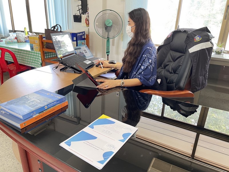 ศูนย์สารสนเทศฯ ตรวจติดตามการดำเนินงานโครงการที่เกี่ยวข้องกับระบบเครือข่ายและความมั่นคงปลอดภัยด้านเทคโนโลยีสารสนเทศ ประจำปีงบประมาณ พ.ศ.2566 ณ จังหวัดอ่างทอง