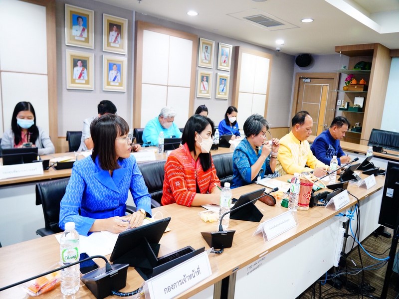 พช. เตรียมยกระดับประสิทธิภาพภาครัฐและบริการภาครัฐ เข้าสู่เทคโนโลยีดิจิทัล เป็นกลไกหลักในการขับเคลื่อนเศรษฐกิจและสังคม