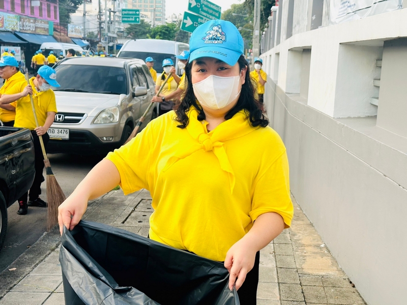 ศูนย์สารสนเทศฯ ร่วมกิจกรรมจิตอาสาบำเพ็ญสาธารณประโยชน์และบำเพ็ญสาธารณกุศล เนื่องในวันสำคัญของชาติไทย ในห้วงเดือนตุลาคม 2566