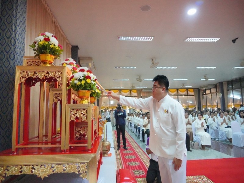 ศูนย์สารสนเทศฯ ร่วมพิธีสมโภชผ้าพระกฐินพระราชทาน ณ วัดพิกุลทอง พระอารามหลวง ตำบลพิกุลทอง อำเภอท่าช้าง จังหวัดสิงห์บุรี