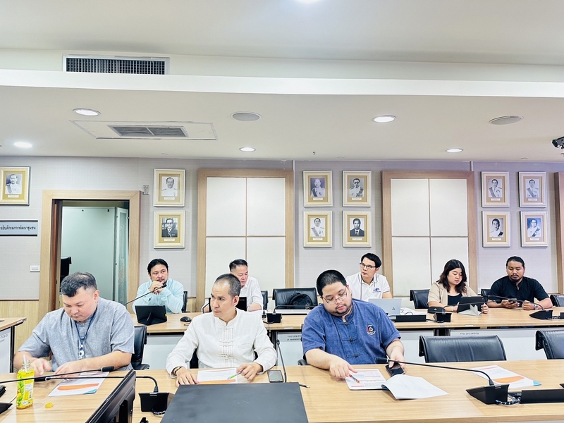 ศูนย์สารสนเทศฯ ฝึกอบรมเจ้าหน้าที่ ตามโครงการพัฒนาระบบบริหารจัดการห้องประชุม 5001