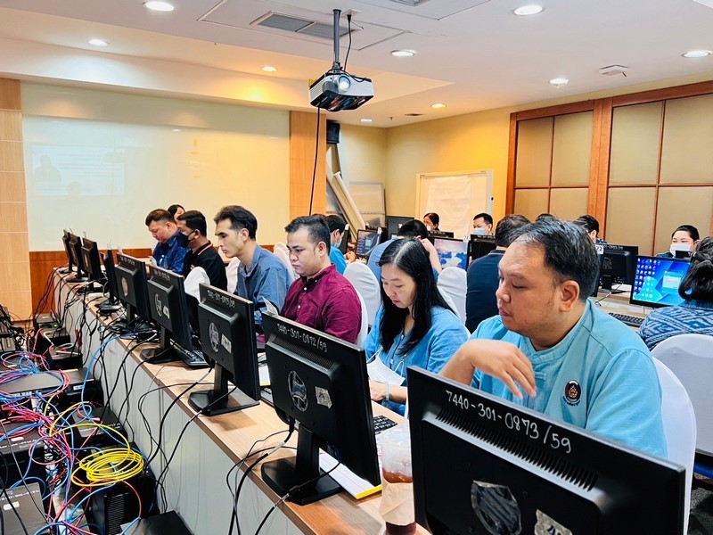 ศูนย์สารสนเทศฯ อบรม User  Authentication : การใช้งานระบบ พิสูจน์ตัวตนผู้ใช้บริการอินเทอร์เน็ตเพื่อบริหารจัดการระบบและป้องกันการเข้าถึงระบบเทคโนโลยีสารสนเทศ ของกรมการพัฒนาชุมชน