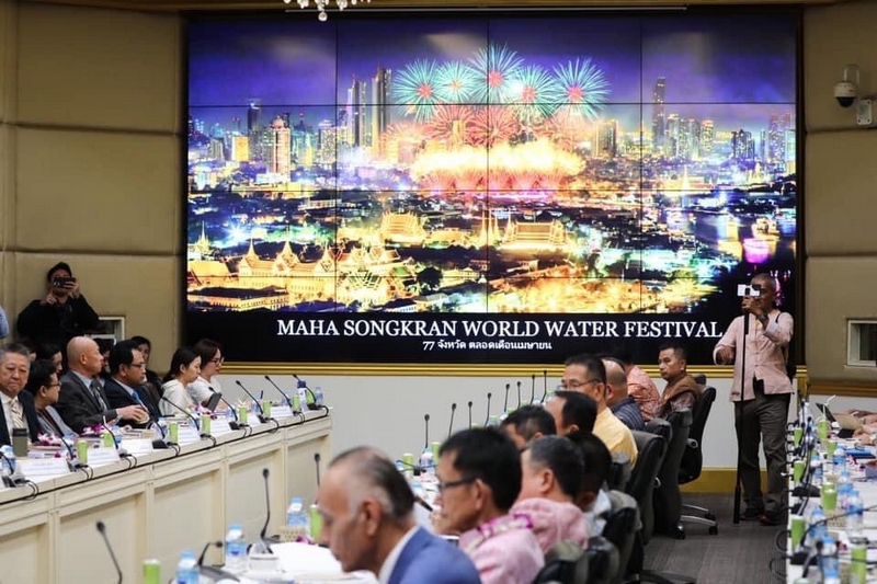 พช. นำเสนอ platform “Click ชุมชน”  สนับสนุนการขับเคลื่อน Soft Power แห่งชาติ