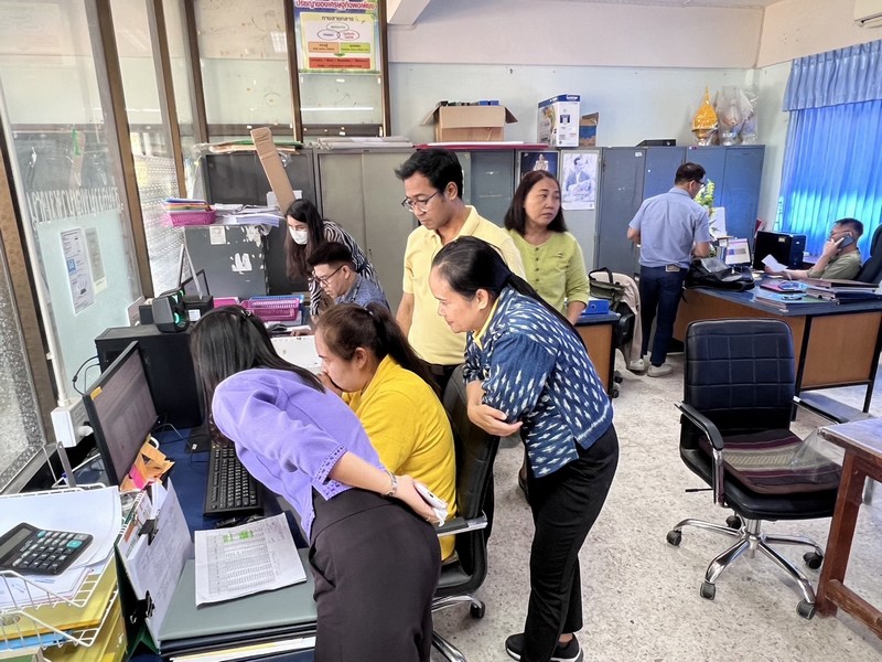 ศูนย์สารสนเทศฯ ลงพื้นที่ตรวจสอบประสิทธิภาพการทำงานของอุปกรณ์วงจรสื่อสัญญาณอินเทอร์เน็ต ณ จังหวัดชัยนาท