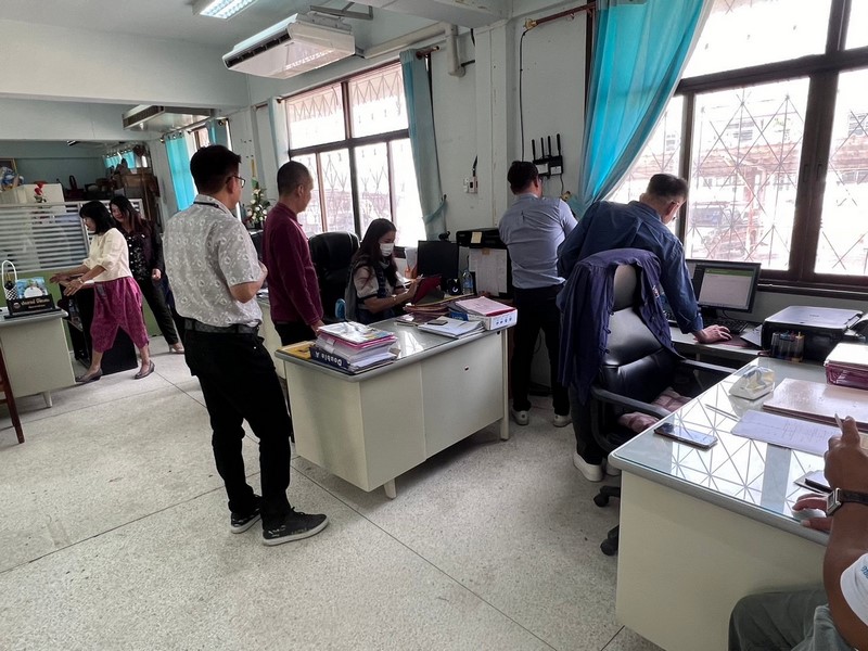 ศูนย์สารสนเทศฯ ลงพื้นที่ตรวจสอบประสิทธิภาพการทำงานของอุปกรณ์วงจรสื่อสัญญาณอินเทอร์เน็ต ณ จังหวัดลพบุรี