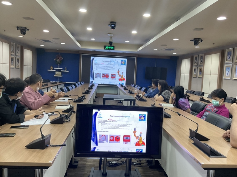 ศูนย์สารสนเทศฯ ประชุมชี้แจงแนวทางการดำเนินงานโครงการระบบสนับสนุนศูนย์ควบคุมระบบคอมพิวเตอร์ (Server and Control Room) ประจำปีงบประมาณ พ.ศ. 2567