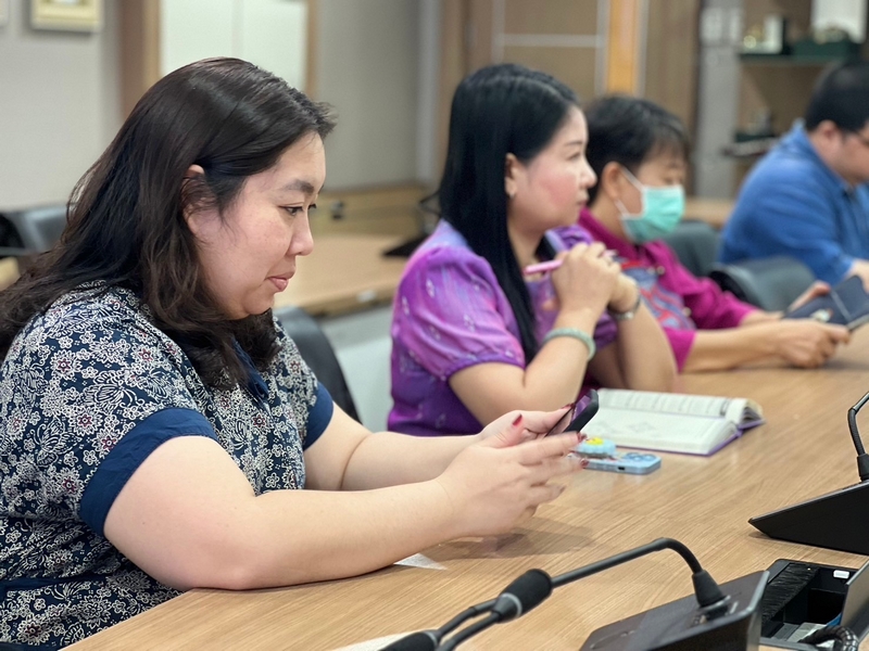 ศูนย์สารสนเทศฯ ประชุมชี้แจงแนวทางการดำเนินงานโครงการระบบสนับสนุนศูนย์ควบคุมระบบคอมพิวเตอร์ (Server and Control Room) ประจำปีงบประมาณ พ.ศ. 2567