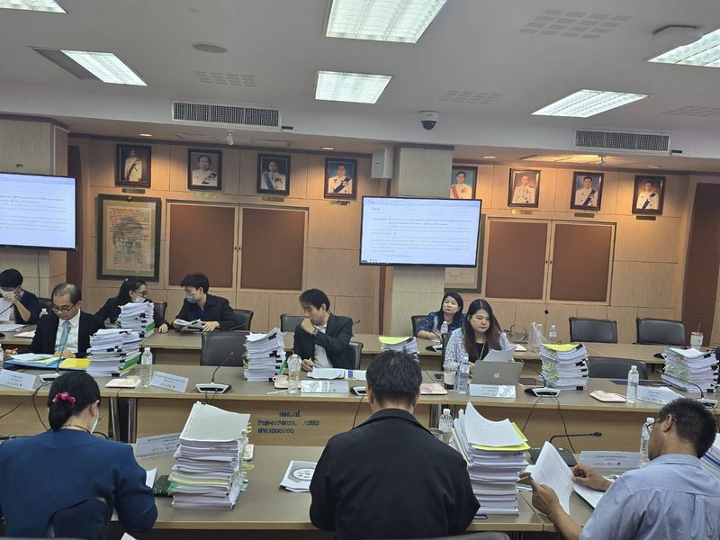 กรมการพัฒนาชุมชน ร่วมการประชุมคณะทำงานพิจารณากลั่นกรองโครงการจัดหาระบบคอมพิวเตอร์ของกระทรวงมหาดไทย ครั้งที่ 1/2567 ณ ห้องประชุมวิสุทธิกษัตริย์ ชั้น 3 ศูนย์เทคโนโลยีสารสนเทศและการสื่อสาร สำนักงานปลัดกระทรวงมหาดไทย