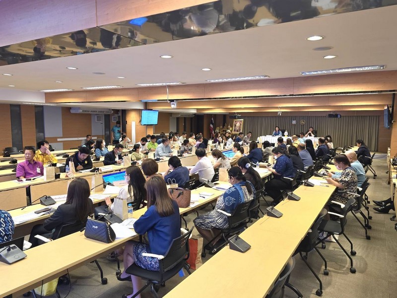กรมการพัฒนาชุมชน ร่วมประชุมคณะทำงานสื่อสารสร้างความเข้าใจสังคมเชิงรุก ภายใต้คณะกรรมการขับเคลื่อนเขตพัฒนาเศษฐกิจพอเพียง (SEDZ) ด้วยโมเดลเศรษฐกิจใหม่ ครั้งที่ 1/2567 ณ ห้องประชุมราชบพิธ ชั้น 5 อาคารดำรงราชานุสรณ์ กระทรวงมหาดไทย