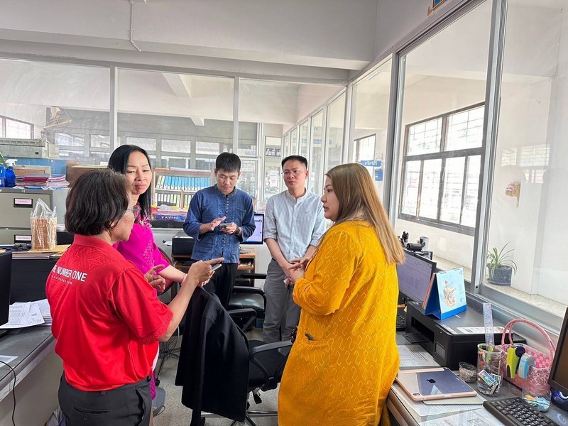 กรมการพัฒนาชุมชน สนับสนุนทีมไอทีลงพื้นที่ติดตามขับเคลื่อนงานระบบเครือข่ายอินเตอร์เน็ต และความมั่นคงปลอดภัยด้านเทคโนโลยีสารสนเทศ ณ จังหวัดมหาสารคาม