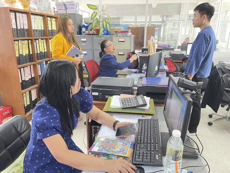 กรมการพัฒนาชุมชน สนับสนุนทีมไอทีลงพื้นที่ติดตามขับเคลื่อนงานระบบเครือข่ายอินเตอร์เน็ต และความมั่นคงปลอดภัยด้านเทคโนโลยีสารสนเทศ ณ จังหวัดมหาสารคาม