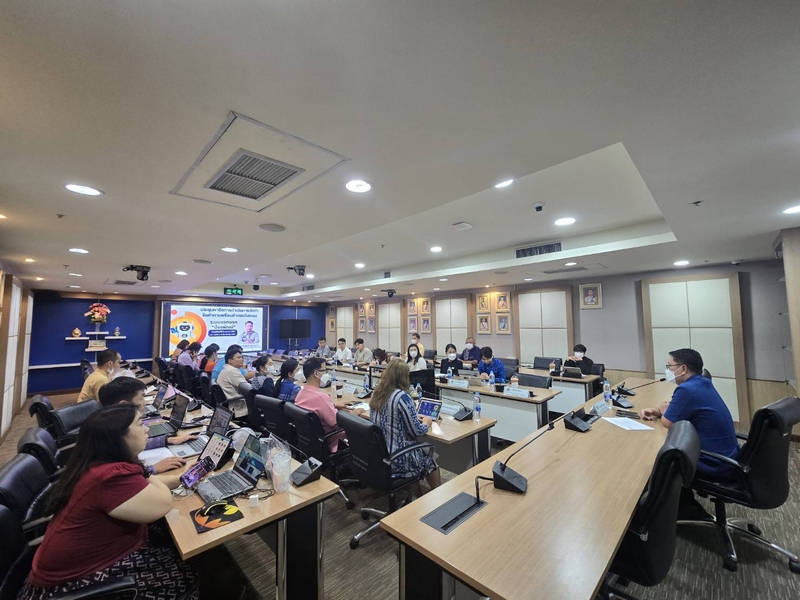 ศูนย์สารสนเทศเพื่อการพัฒนาชุมชน ได้จัดประชุมหารือการดำเนินการจัดการจัดทำข้อคำถามพร้อมคำตอบในระบบ Chatbot “น้องพัฒน์” เพื่อให้ข้อมูลมีความสมบูรณ์และมีประสิทธิภาพสูงสุด
