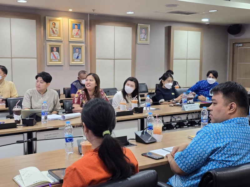 ศูนย์สารสนเทศเพื่อการพัฒนาชุมชน ได้จัดประชุมหารือการดำเนินการจัดการจัดทำข้อคำถามพร้อมคำตอบในระบบ Chatbot “น้องพัฒน์” เพื่อให้ข้อมูลมีความสมบูรณ์และมีประสิทธิภาพสูงสุด
